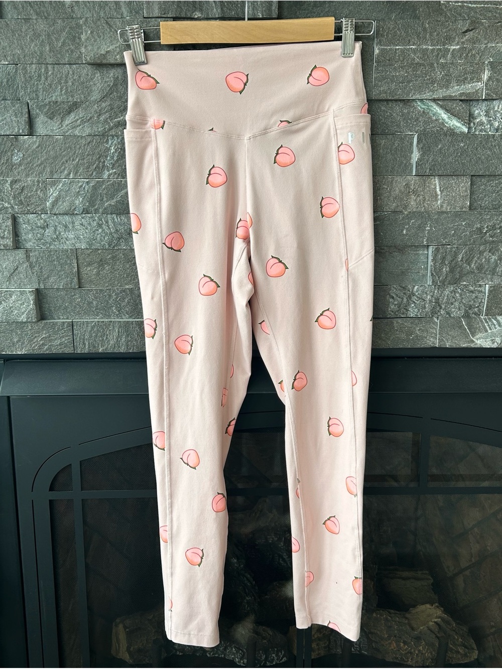Victoria's Secret Sport Pink Peach Print Leggings